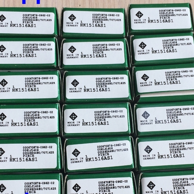 HK1516AS1 حاويات الإبرة المتريّة المُسَحَّبة من نهاية مفتوحة مع فتحة التشحيم 15x21x16ملم